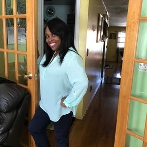 Meet your Posher, Sandra